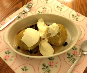 Baked apples: a light and healthy take on a fruity winter treat